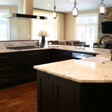 Crystal Cabinet- Traditional Style Kitchen