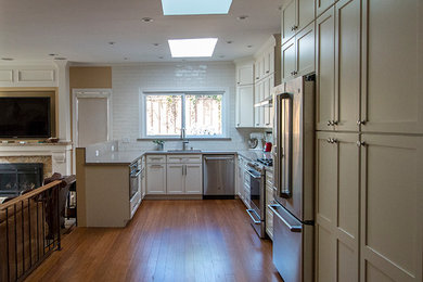 Inspiration for a contemporary kitchen remodel in San Francisco
