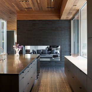 Curved House