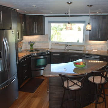 Curved Kitchen