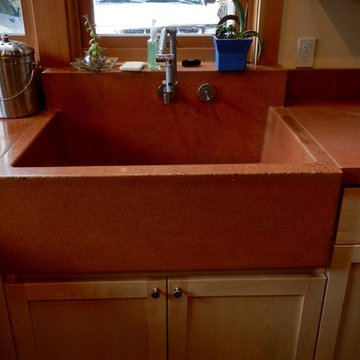 CUSTOM CONCRETE CAST FARM SINK