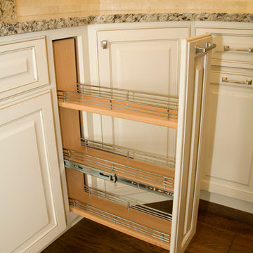 Custom Cupboards Cabinets