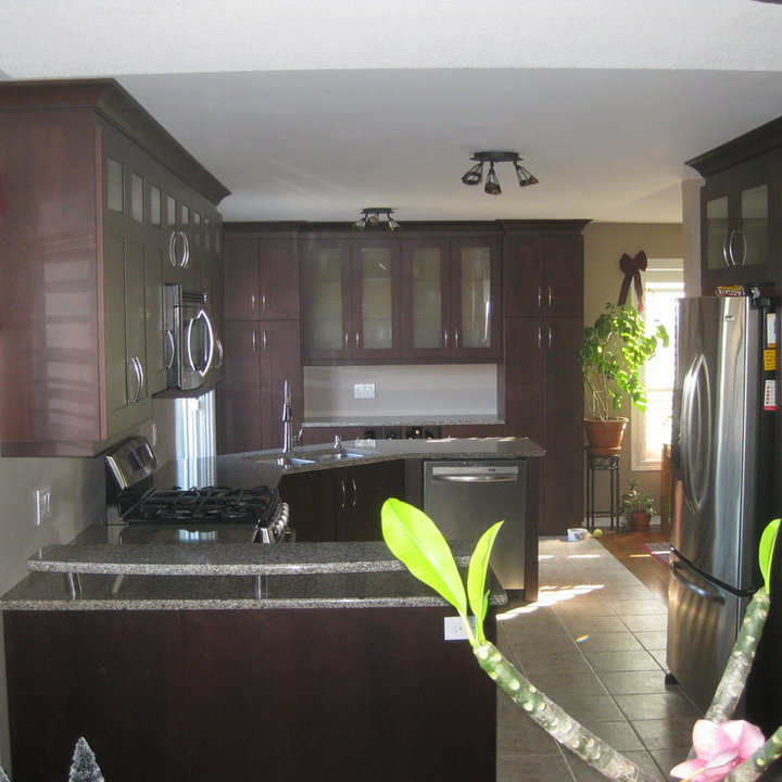 Stacked Upper Cabinets - Photos & Ideas | Houzz