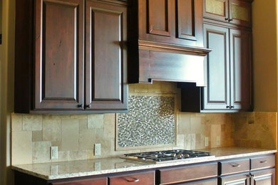 Inspiration for a timeless kitchen remodel in Wichita