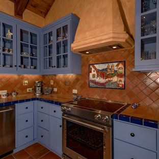 75 Beautiful Kitchen With Tile Countertops And Terra Cotta Backsplash Pictures Ideas November 2020 Houzz