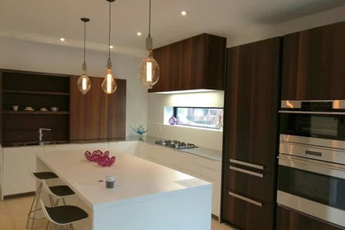 Design ideas for a contemporary kitchen in Toronto.