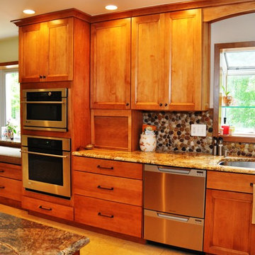 Custom Kitchen Remodeling With All New Kitchen Cabinets