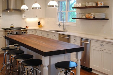 Transitional kitchen photo in Columbus