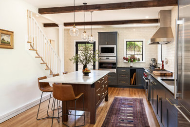 Inspiration for a country kitchen remodel in Portland