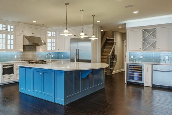 Colonial Kitchens & Custom Cabinets - Project Photos & Reviews