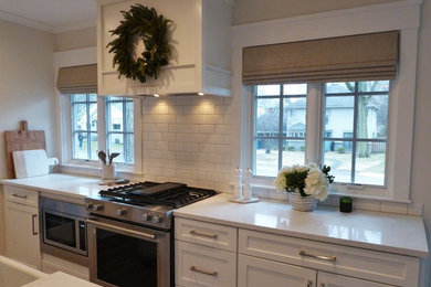 Inspiration for a modern kitchen remodel in Indianapolis