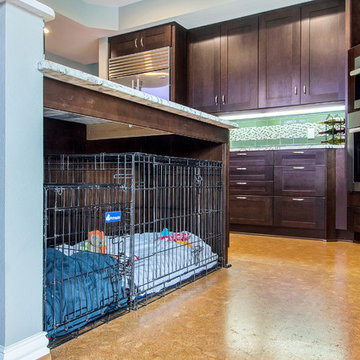 Dallas | Hillcrest Manor | Kitchen & Laundry