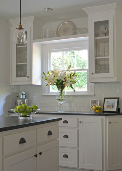 Traditional Kitchen by Sarah Greenman