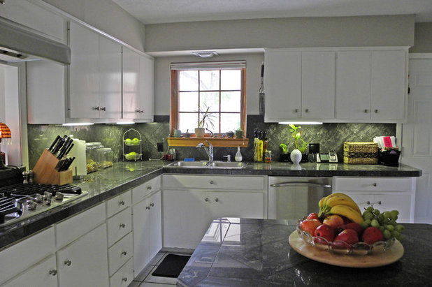 Traditional Kitchen by Sarah Greenman
