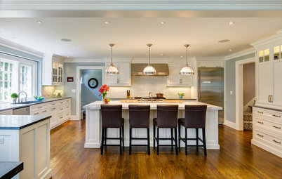 Kitchen of the Week: Room for Family Fun in Connecticut