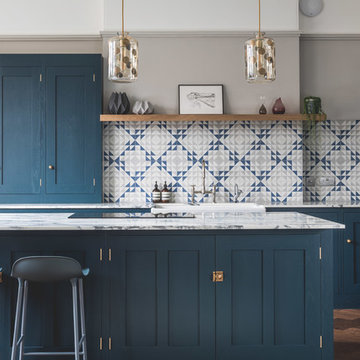 Dark Blue Geometric Kitchen