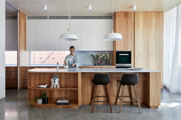 Contemporary Kitchen by Mihaly Slocombe