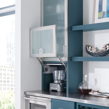 Decorá Cabinets: Modern Blue Kitchen