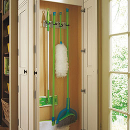 https://www.houzz.com/hznb/photos/decora-cabinets-utility-organizer-cabinet-traditional-kitchen-phvw-vp~108002135