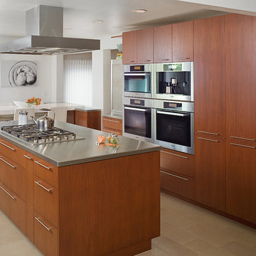 Del Mar Kitchen for a Family