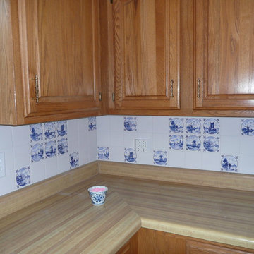 Delft Blue Kitchen Back Splash Blue and White Ceramic Tile