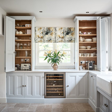 Delicate and Dainty - Clean and Crisp Kitchen