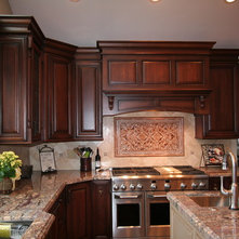 Traditional Kitchen by Kitchens of Diablo