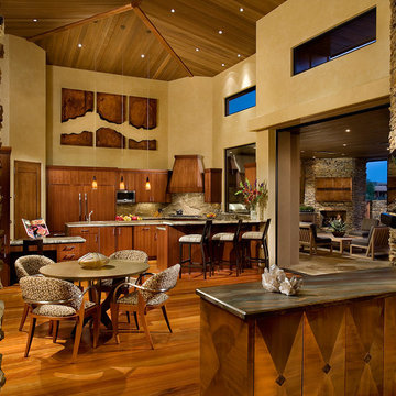 Desert Contemporary Residence: Kitchen