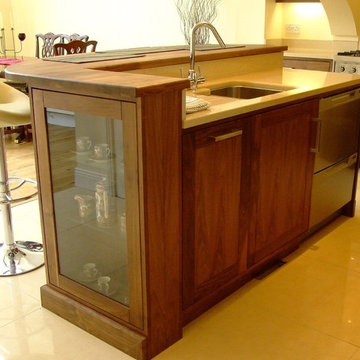 Designwood ltd bespoke walnut kitchen