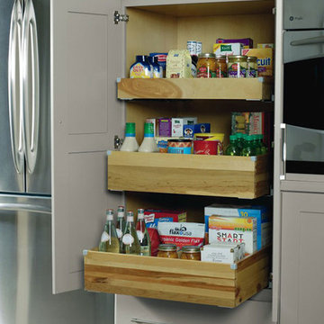 Diamond Cabinets: Deep Roll Trays in Pantry Top Unit
