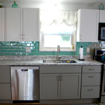 Diamond White Transitional kitchen
