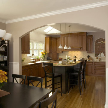 Dining Room to Kitchen