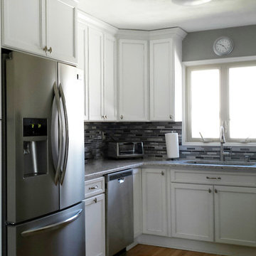 Direct Depot | White Kitchen with Stainless Steel Apron Sink