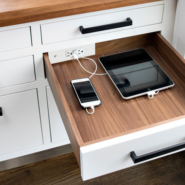 Docking Drawer Blade - Kitchen In-Drawer Charging Outlet