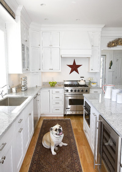 Traditional Kitchen by The Cabinetry