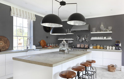 Houzz Tour: Antiques Meet Modern Flair in this Dorset Stable Conversion