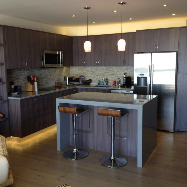 No Toe Kick Kitchen Photos & Ideas Houzz
