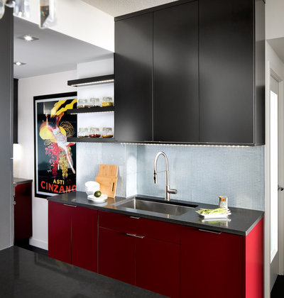 Modern Kitchen by Toronto Interior Design Group