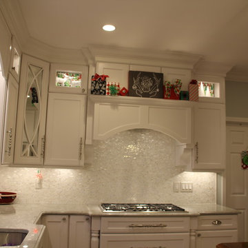 Dreaming of a White Kitchen/Christmas