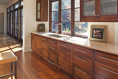This is an example of a classic kitchen in Portland.