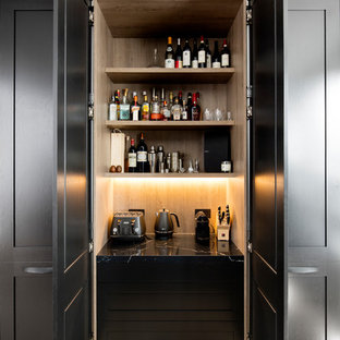 Inspiration for a classic kitchen in London.