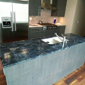 Durmortierite Kitchen Island