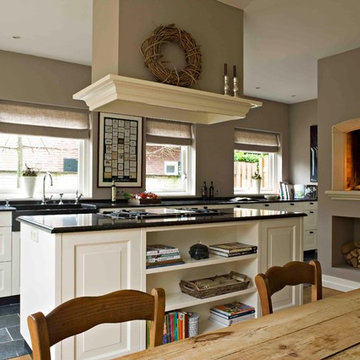 DUTCH kitchens: TRADITIONAL style