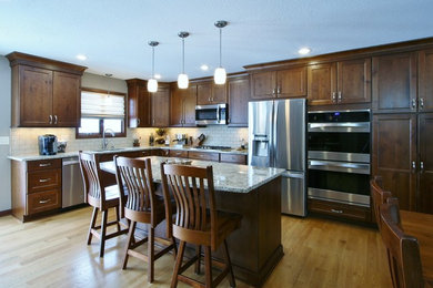 Inspiration for a traditional kitchen in Minneapolis.