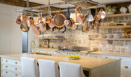 10 Bright Ideas for Displaying Pots and Pans