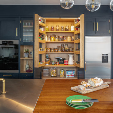 Eclectic kitchen in Oxford