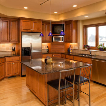 Eden Prairie Kitchen & Lower Level