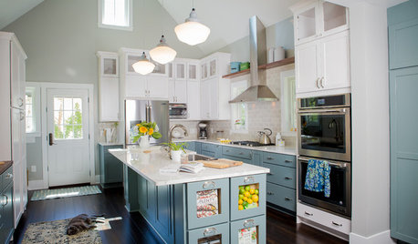 New This Week: 4 Storage Ideas for the End of Your Kitchen Island