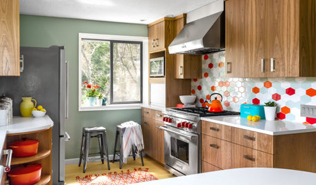 Kitchen of the Week: Colorful Cookware Inspires a New Look