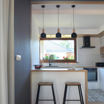 Elegant Modern White Kitchen